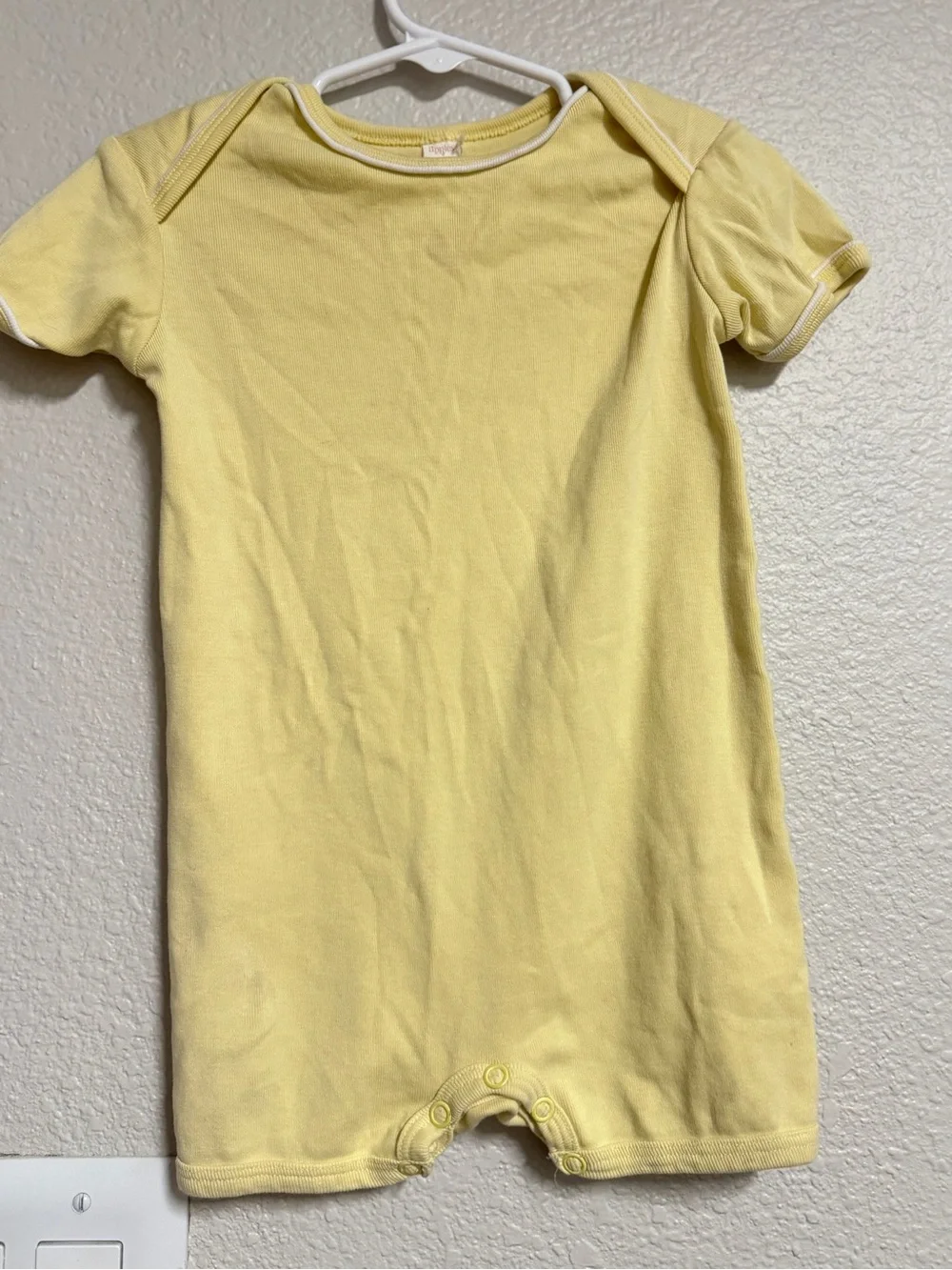 Soft Yellow Short-Sleeve Baby One-Piece Bodysuit